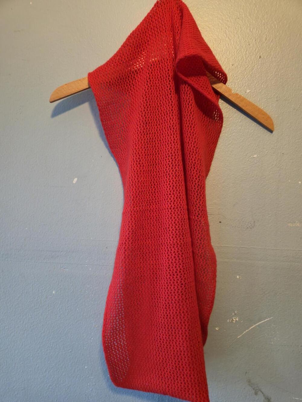 Neiman Marcus Red Cashmere Knit Scarf One Size